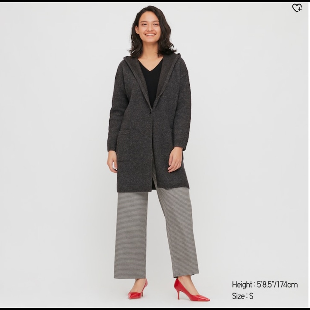 Women hooded knittted coat